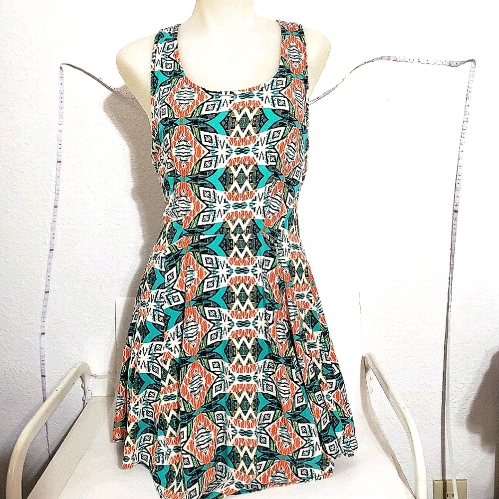 Sleeveless Tribal Print Skater Dress L